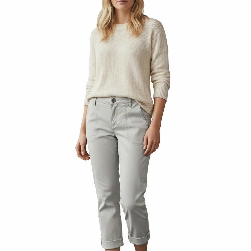 NWT Calvin Klein Women's Light Gray Cropped Jeans, Size 8